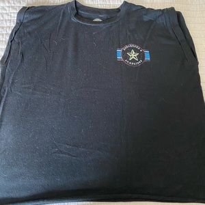 Doughnuts and Deadlifts tee sz Medium